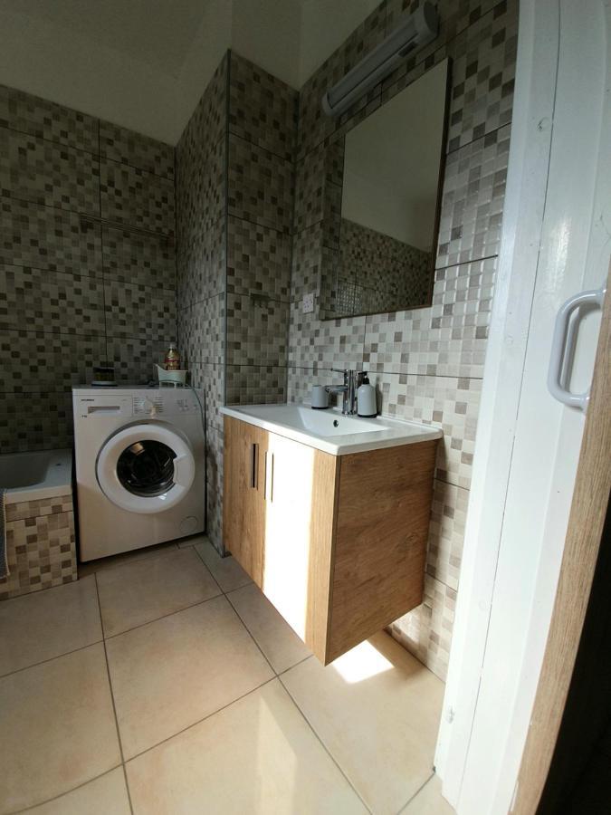 Valentina Apartments Πάφος Εξωτερικό φωτογραφία