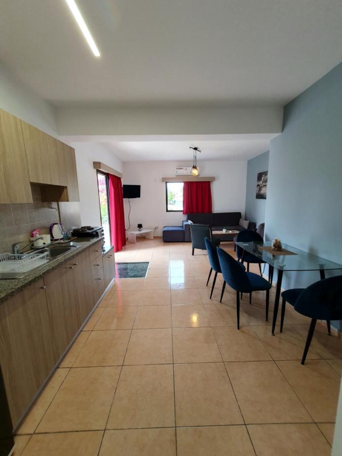 Valentina Apartments Πάφος Δωμάτιο φωτογραφία